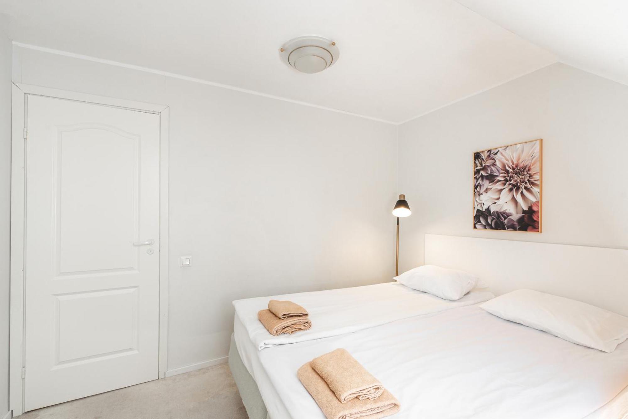 Airhome - Old Dominican Monastery Tallin Exterior foto